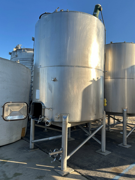 Used mixing tank 2000 gallon stainless steel tank